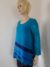 Blauwe viscose blouse met schuine banen